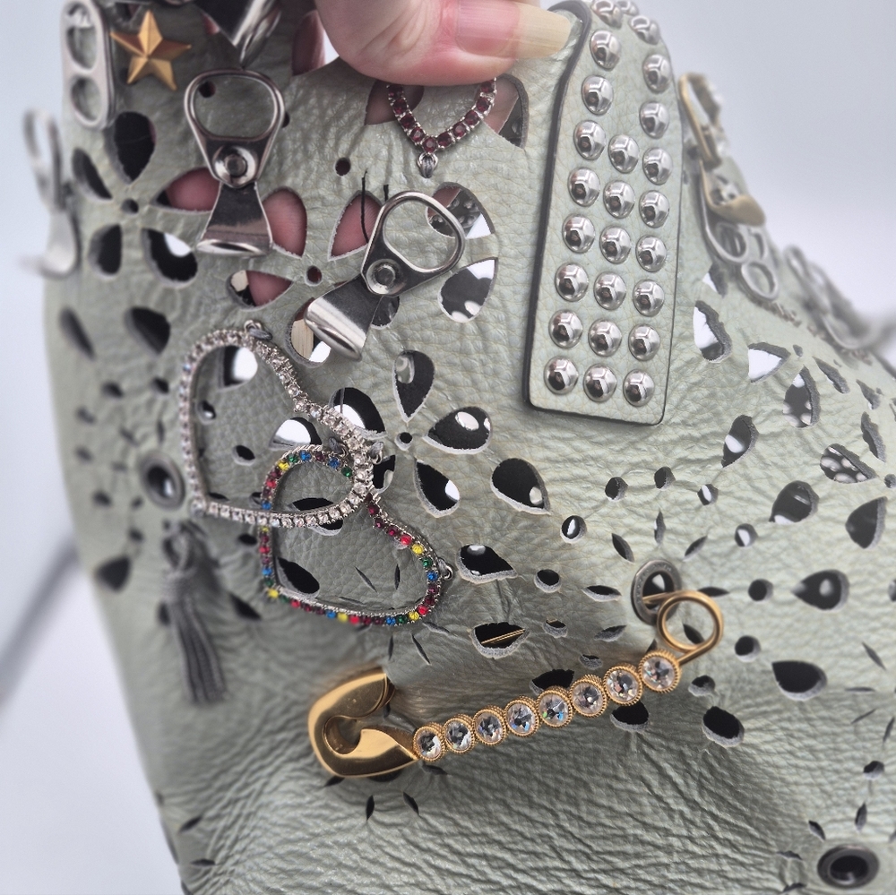 Marc Jacobs Wingman Embellished Tote - Picture 11 of 12